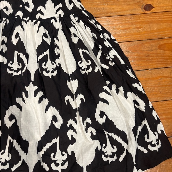 (980)*FLORAL FLOWY DRESS* - Picture 2 of 6